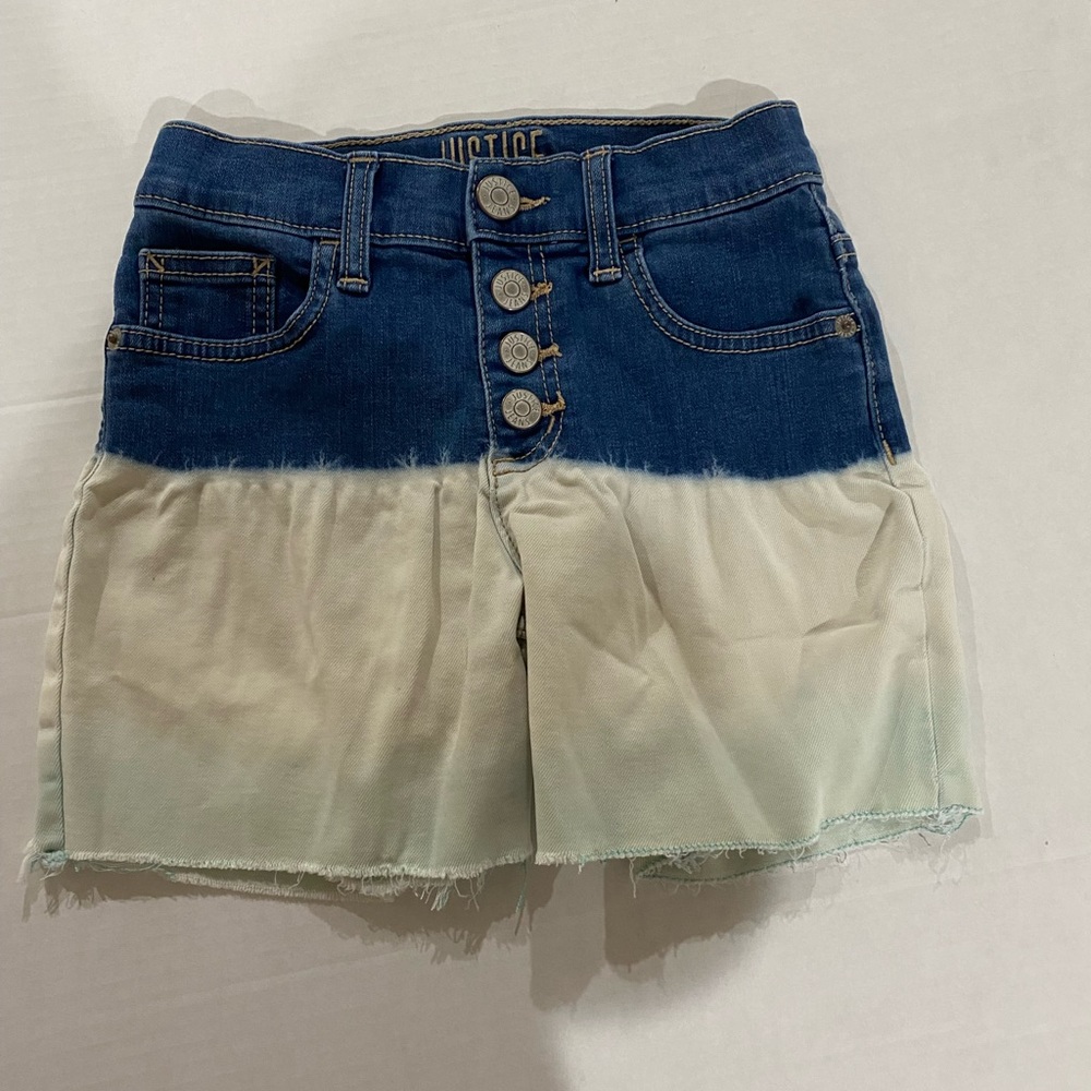 Justice ( purchased from Justice store) girls ombré denim shorts size 8
